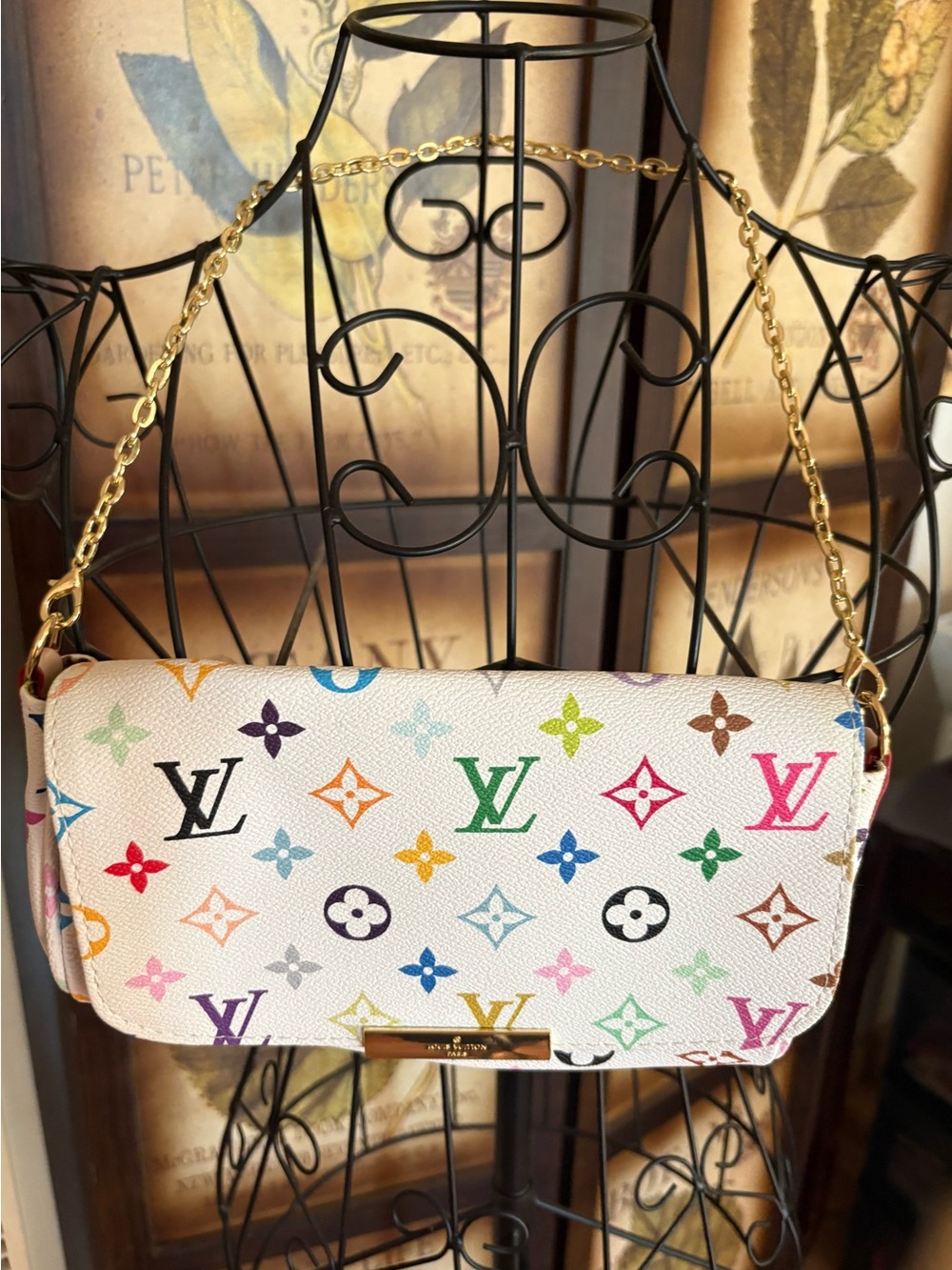 Multicolor White Canvas Chain Shoulder Bag